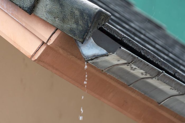 Signs Your Home’s Insulation Is Failing In Older Houses | Emmons